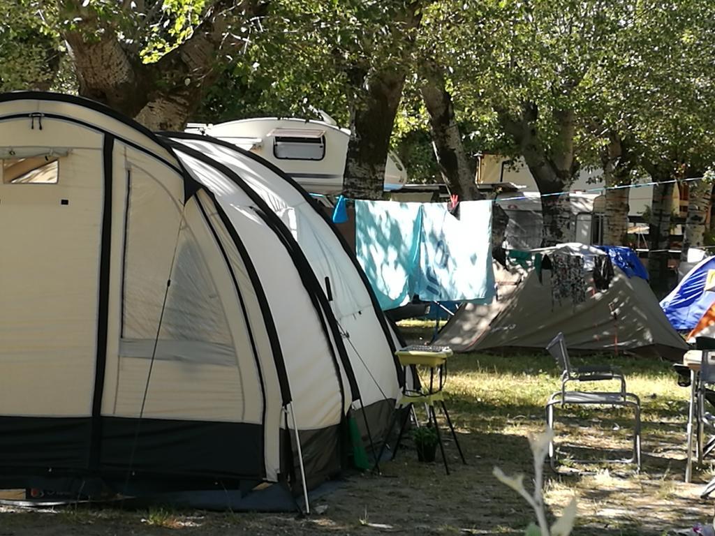 Iron Gate Marina3B Otel Sarzana Dış mekan fotoğraf